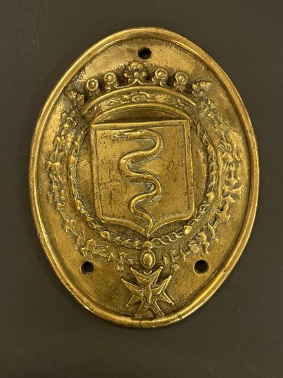 null Grand motif d’ornement aux armes de

Colbert (1619-1683).

Ovale en bronze.

26...