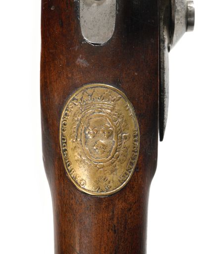 null Flintlock rifle of the bodyguards of Monsieur.

Round barrel, with sides to...