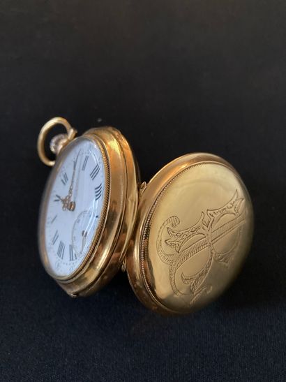 null WATCH GOUSSET spiral Breguet
in gold 750 thousandths.
Porcelain dial with Roman...