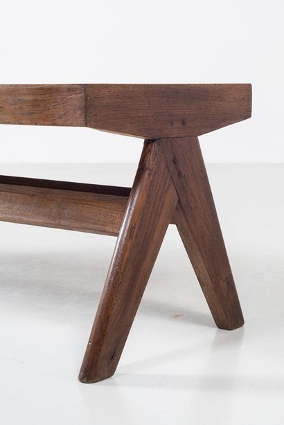 null PIERRE JEANNERET (1896-1967)

PJ SI 33 E (one spacer)

"Teak bench, circa 1955

Teak...