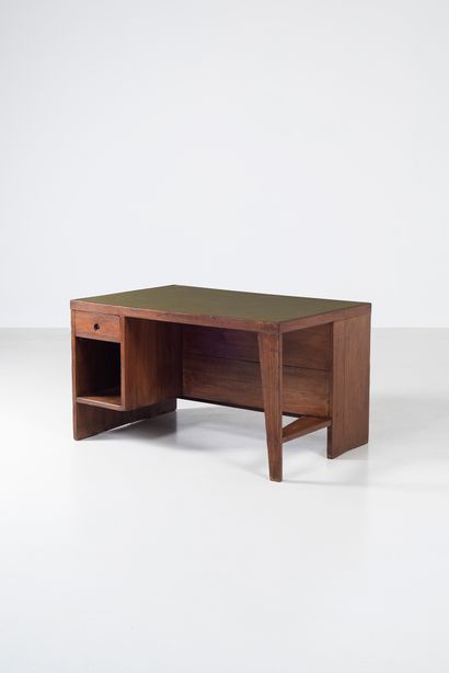 null PIERRE JEANNERET (1896-1967)

PJ BU 02 A

« Pigeonhole Desk » ou « Office table...