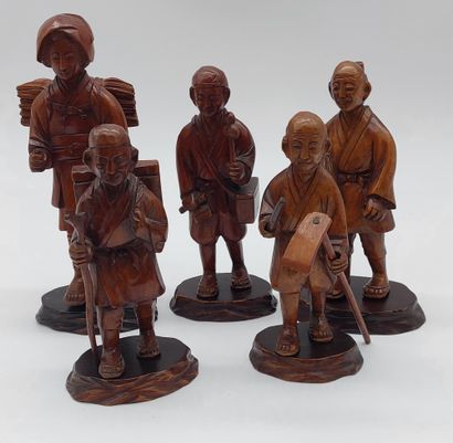 null CHINE

Cinq personnages en bois sculpté

H : 18 à 24 cm

(manques)