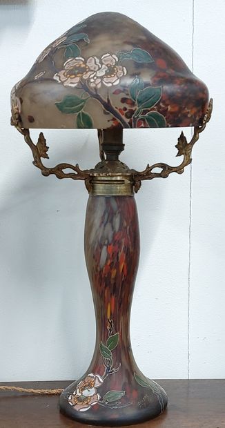 LEGRAS__
Mushroom lamp with floral decoration...