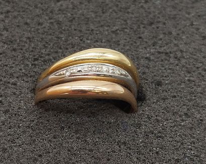 null Gold ring, diamonds and white stones__ (1)
T : 55 __
total weight : 3,90 g