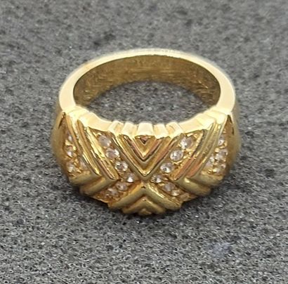 null Gold ring with diamonds and white stones__ (1)
T : 52,5__
total weight : 9,70...