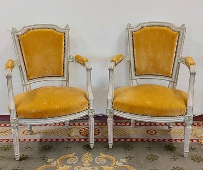 PAIR OF ARMCHAIRS in lacquered wood, fluted...