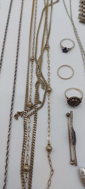 null LOT OF JEWELRY FANTAISIES including necklaces, rings, brooches