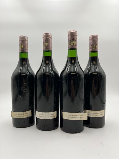 null 4 bouteilles CHÂTEAU HAUT-BRION 1966 1er GCC Pessac-Leognan
("Rebouché au Château...
