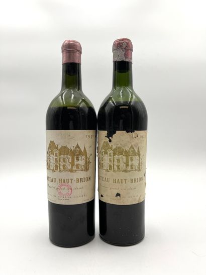 2 bottles CHÂTEAU HAUT-BRION 1945 1er GCC...