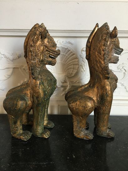 null CAMBODIA
Pair of gilded bronze Noh dogs (old gilding)
H : 27 cm
(oxidations...