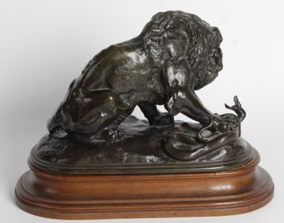null ANTOINE-LOUIS BARYE (1796-1857)

« Lion au serpent »

Épreuve en bronze à patine...