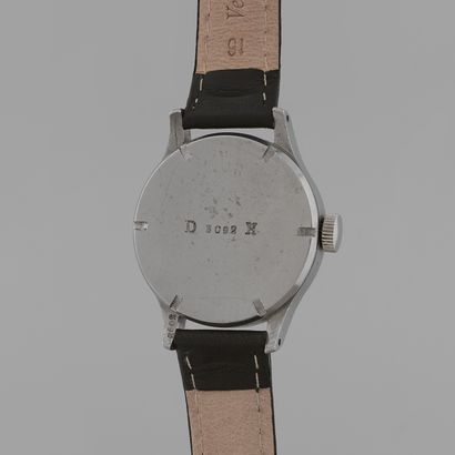 null *LONGINES
Dienst Heer.
N° : 3092. 
Circa : 1943.
Military type wristwatch. Round...