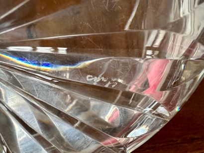 null SAINT LOUIS 
Service de verres en cristal modèle JERSEY, comprenant : 
- 6 verres...