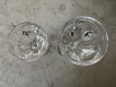 null BACCARAT 
Dix verres à eau et dix verres à vin en cristal modèle HARCOURT