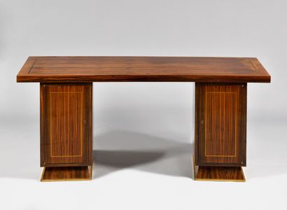 ART DECO WORK
Rectangular curved desk with...