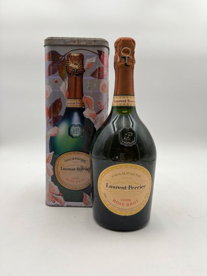 null 1 bottle CHAMPAGNE (Cuvée Rosé) Laurent Perrier
(CIO la, E. f) (Cellar G)