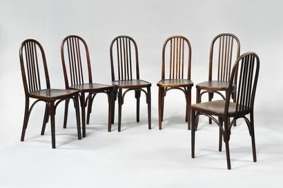 null TRAVAIL DU XIXe
« A643 », modèle de Thonet, vers 1920
Ensemble de six chaises...