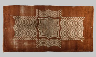 null IVAN DA SILVA BRUHNS (1881-1980)
Grand tapis rectangulaire à fond brun et décors...