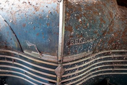 null RENAULT 4CV
Organ donor included 
FRENCH REGISTRATION
500 / 800

The Renault...