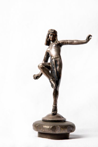 null "EGYPTIAN DANCER
Signed: D. Alonzo
France 1920-1930
Bronze
H 160 mm
Ref 283...