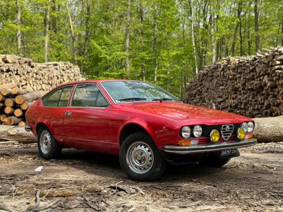 null 1979 Alfa Romeo Alfetta GT 1600
Italian registration
Series: AR116040014777

In...