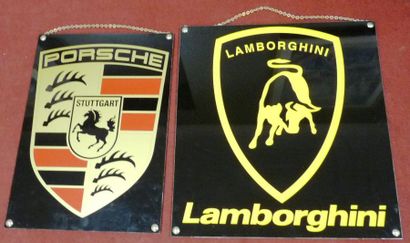 null Lot de 2 plaques décoratives Porsche (48,5 x 35 cm) et Lamborghini
(51 x 47,5...