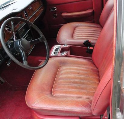 1983 BENTLEY Mulsanne Turbo Chassis n¡ SCBZS0706DCX07057 Carte grise française. Pendant...