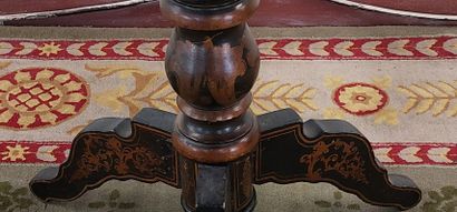 null Tripod handle in blackened and gilded wood, decorated with temples, inlaid with...