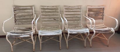 null FOUR GARDEN CHAIRS made of wrought iron and wood slats, riveted

(to be cle...