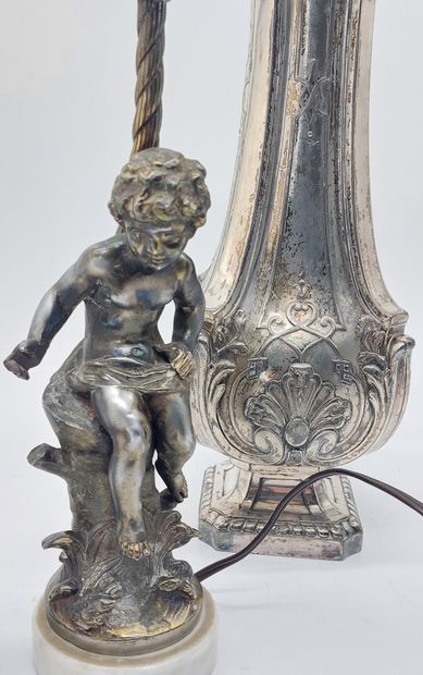 null LOT including : 

- 2 Gallia vases, H: 15,5 cm and 33 cm

- 1 bronze angelot...