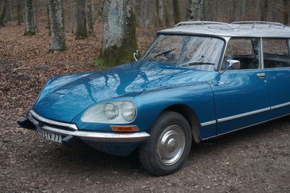 null 1975 Citroën ID 20 F Break Confort
Numéro de série 8414657 
L'une des dernières...