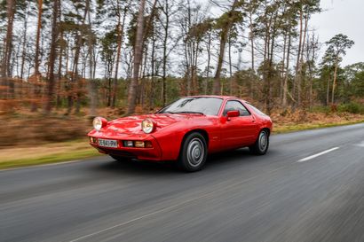 null 1978 PORSCHE 928
Serial number : 9288100835
French registration
Many expenses...