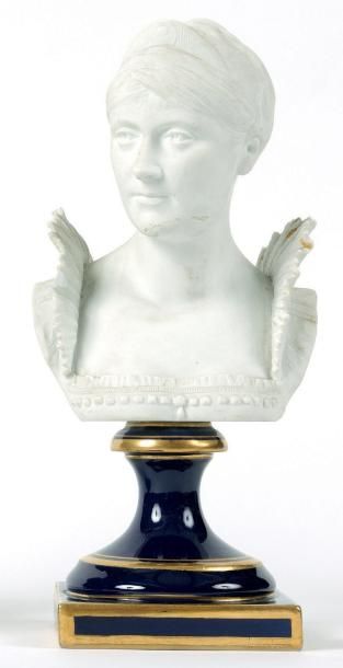 HOUDON (d'apres) Sèvre (dans le goût de) L'impératrice Joséphine en buste portant...