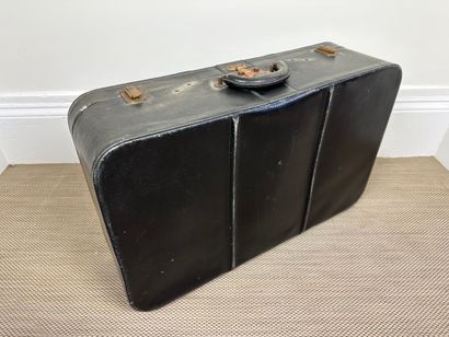 HERMES PARIS
Semi-rigid suitcase in black...
