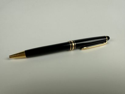 MONTBLANC 
Ballpoint pen Meisterstück gold...