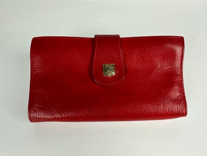 CELINE 
Jewelry case in red leather, interior...