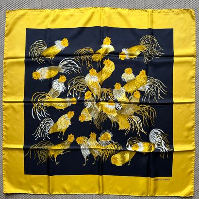 null HERMES PARIS
Silk square with yellow rooster on black background
Good condi...