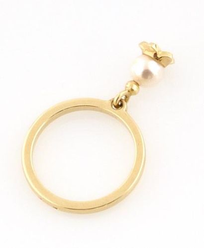 null "DIOR BAGUE en or jaune ornee d'une perle en chute stylisee d'une fleur, modele...