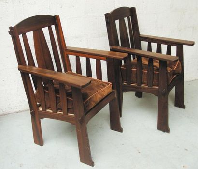 Travail américain - Art & Craft - circa 1910 Paire de fauteuils à hauts dossiers,...