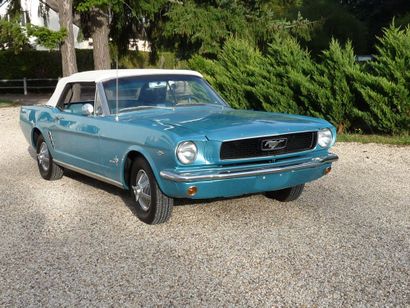 1966 FORD Mustang Cabriolet Code C Lorsque la Ford Motors Company commercialisa la...