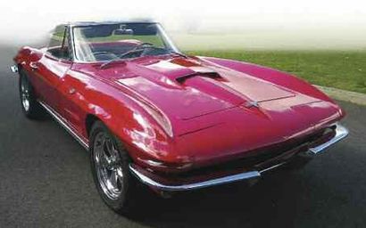 1963 CHEVROLET Corvette C2 La seconde génération est conçue par Larry Shinoda sous...