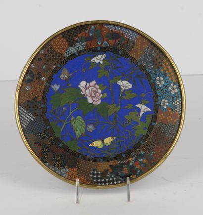 JAPAN, circa 1900. 

Circular plate in gilded...