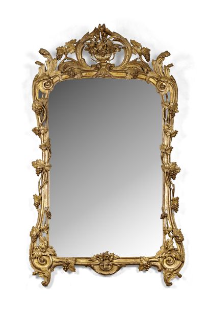 null LARGE rectangular gilded wood mirror, molded and carved with bunches of grapes,...
