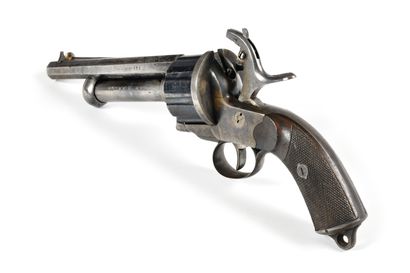 null RARE PINFIRE AND PERCUSSION REVOLVER WITH TWO SUPERPOSED BARRELS,
NINE-SHOT...