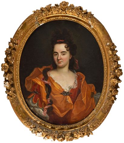  Ecole Française vers 1690, entourage de Hyacinthe Rigaud
Portrait de dame au surmanteau... Gazette Drouot