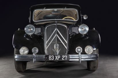 null 1950 CITROEN TRACTION 15/6 

Without reserve
Serial number : 697945 
Flat trunk...
