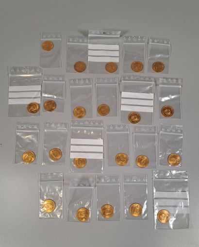 null PAYS-BAS
22 pièces de 10 Gulden en or.
Poids total : 148,02 g