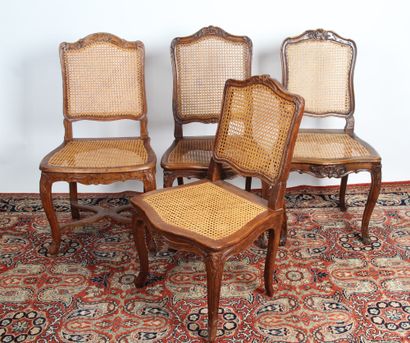  SET OF FOUR CHAIRS

in molded wood carved with flowers, foliage and acanthus leaves.... Gazette Drouot