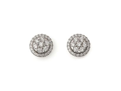 null PAIR OF TRANSFORMABLE EARRINGS
featuring a flower adorned with round brilliant-cut...