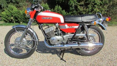 1971 SUZUKI T 350 Rebel N° de série 23800 Dans l'histoire moderne de la moto, SUZUKI...